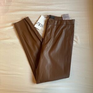 Zara Brown Pants skinny style 
No Tag but like new
